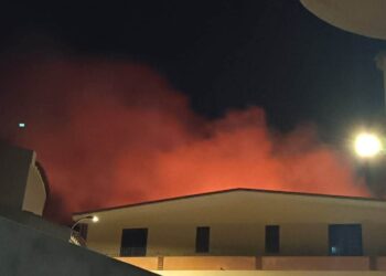 Ancora fiamme a Maracalagonis: “La nostra comunità non si farà intimidire”