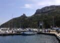 Cagliari, 13enne molestata a Marina Piccola da un uomo: salvata da due ragazze che l’hanno soccorsa
