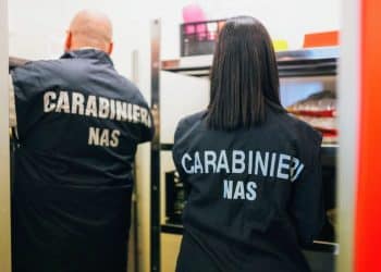 I NAS in un supermercato del Cagliaritano: sequestrati 130 chili di cibo conservato a temperature non idonee