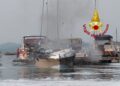 Imbarcazione in fiamme a La Maddalena, danni ingenti: vigili del fuoco al lavoro