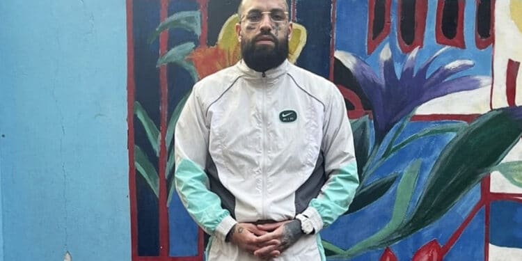 Sospetto traffico di stupefacenti, esce dal carcere il neomelodico Niko Pandetta