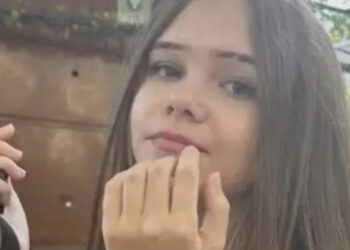 Aurora muore a 13 anni cadendo dal balcone: l’ex fidanzato confessa