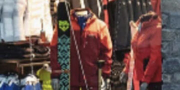Strage di negozi a Cagliari, il down delle vetrine vuote: colpa dei troppi centri commerciali?