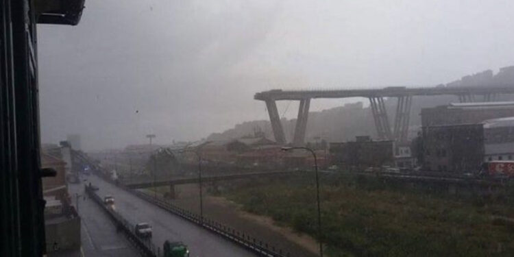 Tragedia del Ponte Morandi, 32 condanne: “Quel crollo si poteva evitare”