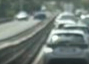 Cagliari, giorno da incubo sull’Asse Mediano: auto in mezzo alla carreggiata blocca tutto