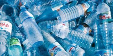 Stop alla raccolta della plastica in piena stagione turistica: dopo l’emergenza blackout e acqua  arriva quella dei rifiuti