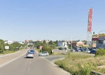 Sestu, grave incidente stradale lungo la ex 131, due veicoli coinvolti, sul posto ambulanze e vigili del fuoco