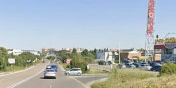 Sestu, grave incidente stradale lungo la ex 131, due veicoli coinvolti, sul posto ambulanze e vigili del fuoco