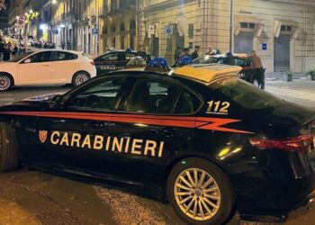 Cagliari, furto aggravato in un’auto parcheggiata in via Mameli: arrestato il 29enne