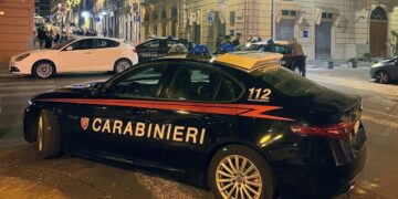 Cagliari, furto aggravato in un’auto parcheggiata in via Mameli: arrestato il 29enne