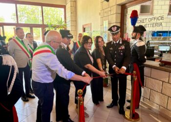 Barumini, oltre 500 visitatori per la mostra dei carabinieri contro la violenza