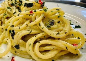 La cultura nel piatto: spaghetti aglio, olio e peperoncino
