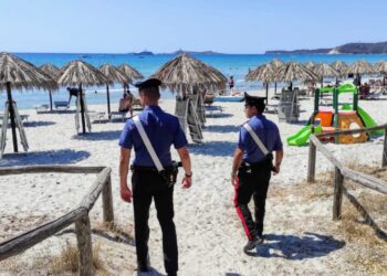 Dramma sulla spiaggia di Flumini: anziano cagliaritano muore annegato a causa di un improvviso malore