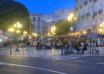 Cagliari, borsa rubata in piazza Yenne nella notte: i documenti ritrovati in piazza del Carmine
