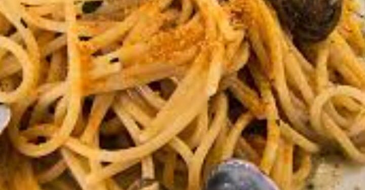 La cultura nel piatto, spaghetti con arselle e bottarga