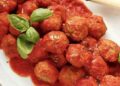 La cultura nel piatto, polpette al sugo