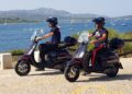 Carabinieri in vespa elettrica a Porto Cervo e Porto Rotondo