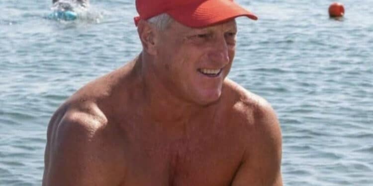 Muore per salvare la vita ad una coppia in difficoltà: il gesto eroico del bagnino Fabrizio Valente