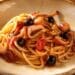 La cultura nel piatto, linguine di mare ai calamari