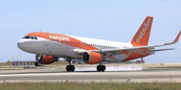 Napoli-Olbia, i passeggeri partiti questo pomeriggio non sono mai arrivati in Sardegna: il volo EasyJet torna indietro e viene cancellato