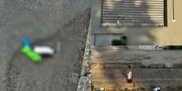 Senorbì: super alcolici, lattine di birre e assorbenti abbandonati in mezzo alla strada