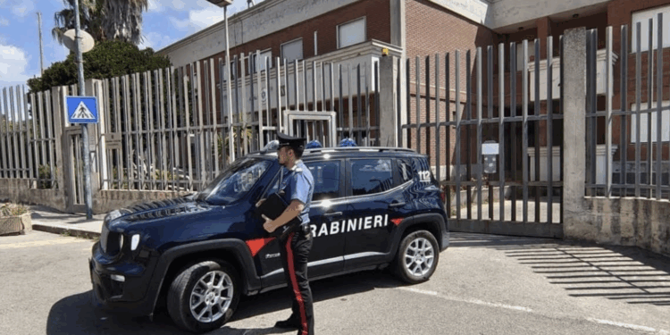 Controllava la ex con un gps nascosto nell’auto e varie app sul cellulare: arrestato a Ittiri