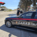 Tenta il furto di un borsello da un’auto e aggredisce il proprietario: arrestato a Sassari