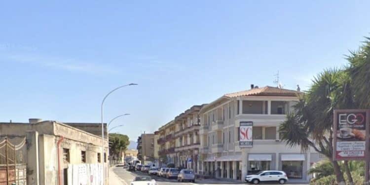 Quartucciu, pietra lanciata contro una macchina in corsa: nuova segnalazione di una possibile truffa