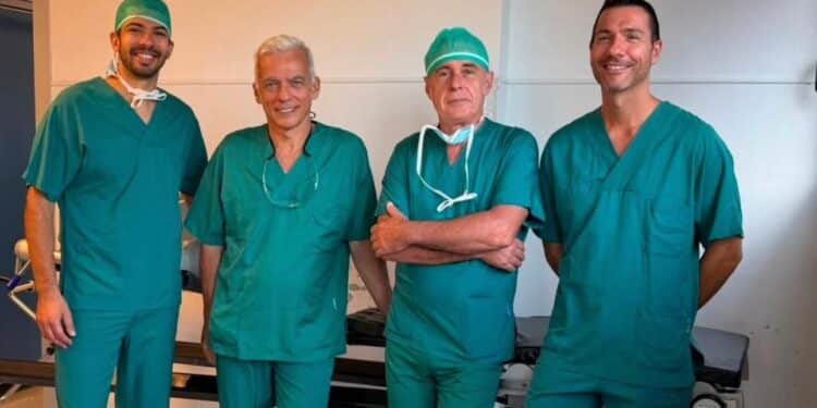 Cagliari, al Brotzu impiantata un’anca personalizzata e stampata in 3D su un 63enne