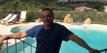 Schianto sulla Carlo Felice, Mara piange il 53enne Gianluca Unali