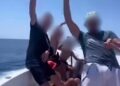“Ecco l’agenzia di viaggi dei clandestini algerini, arrivano in Sardegna e festaggiano”