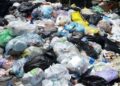 Cartolina da Cagliari: degrado e abbandono in Piazza Padre Abbo