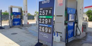 L’isola infelice del carburante alle stelle: la folle corse dei prezzi in Sardegna per diesel e benzina