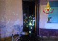 Paura a Tempio, fiamme in un’abitazione: un uomo trasportato in ospedale