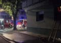 Scoppia un incendio in una palazzina: due morti e 13 intossicati