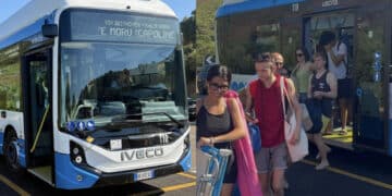Quartu Sant’Elena, tutti al mare con i bus del Ctm: 14 mila passeggeri in due mesi