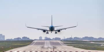 Continuità territoriale aerea, dalla Regione Sardegna 10 milioni per gli extra costi del Jet Fuel