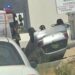 Settimo San Pietro, auto si capovolge nell’incrocio del supermercato: traffico in tilt