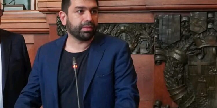 Cagliari: “La violenza non è solo vetrine infrante, è quella silenziosa su milioni di cittadini”
