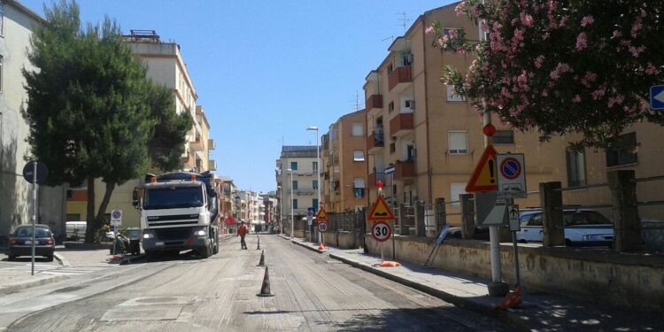 Cagliari, spazi per sport e gioco fra nuovi alberi: al via il confronto pubblico su via Is Cornalias