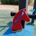 Monserrato, inciviltà al parco della Memoria: ragazzini scatenati distruggono i giochi dei bambini