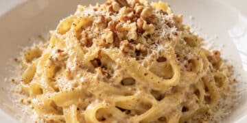 La cultura nel piatto, tagliatelle secche con crema di noci