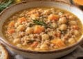 La cultura nel piatto, zuppa di ceci e farro