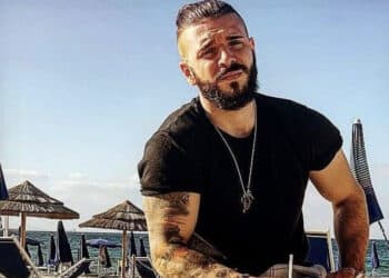 Stintino, travolto dalle onde mentre pesca su uno scoglio: disperso il 37enne Marcello Fini