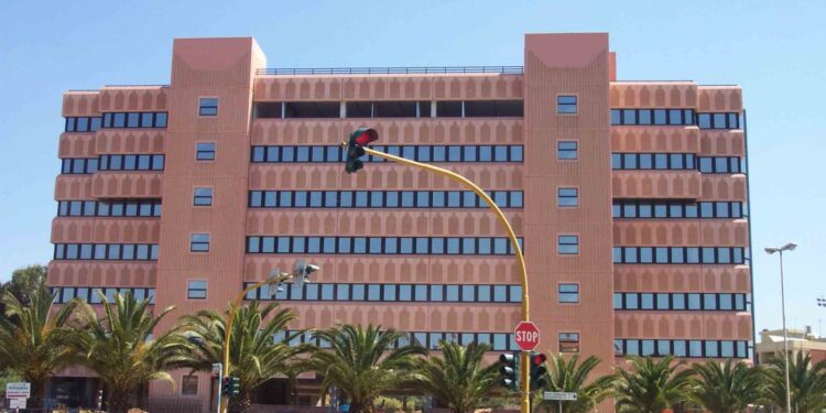 Asl di Cagliari, il giudice ordina il reintegro del direttore sanitario Roberto Massazza