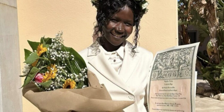 Dal Sud Sudan a Cagliari per laurearsi: la straordinaria storia di resilienza e successo di Okumu