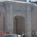 Cagliari, automobilisti bloccati dai turisti a Porta Cristina