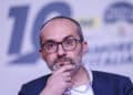 “Zedda alla disperata ricerca di candidatura alle politiche, la sua Cagliari sepolta dalla spazzatura e invasa dalle ciclabili”