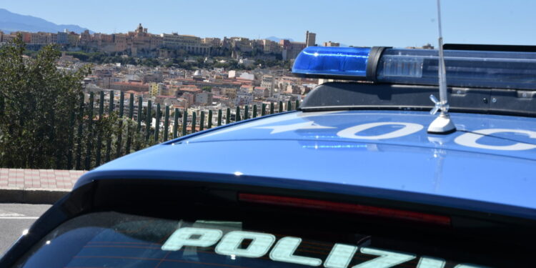 Cagliari, spaccio di droga e resistenza a pubblico ufficiale: arrestato 49enne
